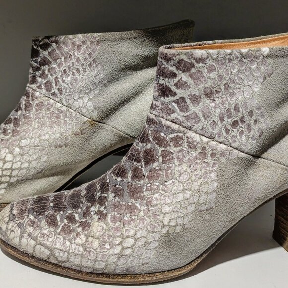 Maison Martin Margiela Snakeskin Suede Ankle Boots – Made in Italy - Picture 2 of 11